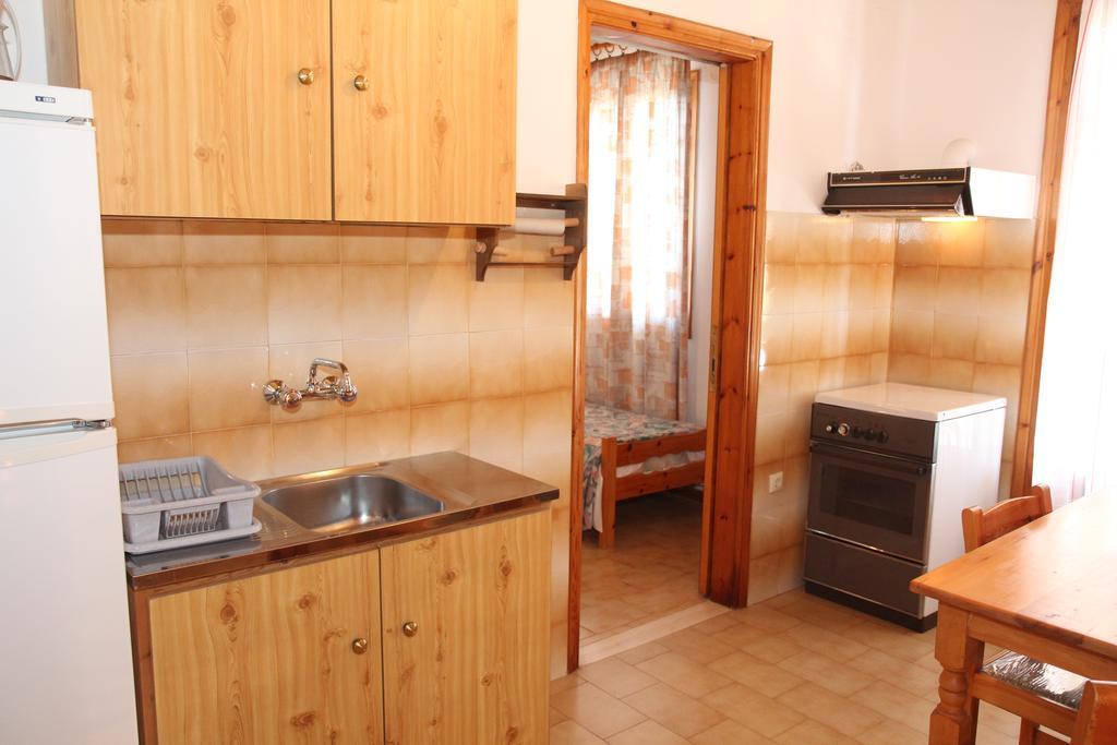 Apartamento Circe Pansion Lixouri Habitación foto