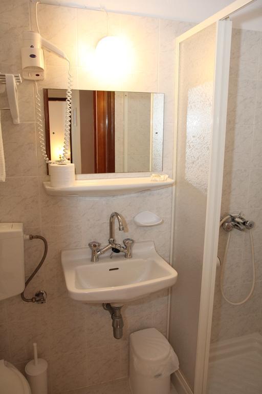 Apartamento Circe Pansion Lixouri Habitación foto