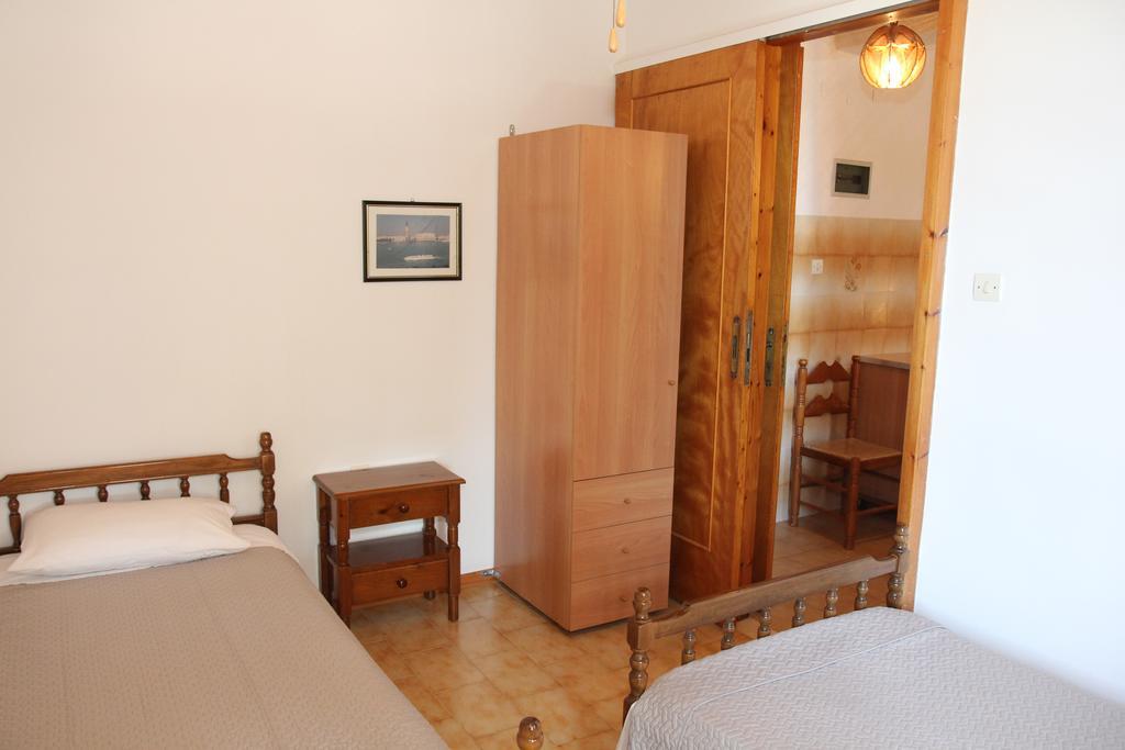 Apartamento Circe Pansion Lixouri Habitación foto
