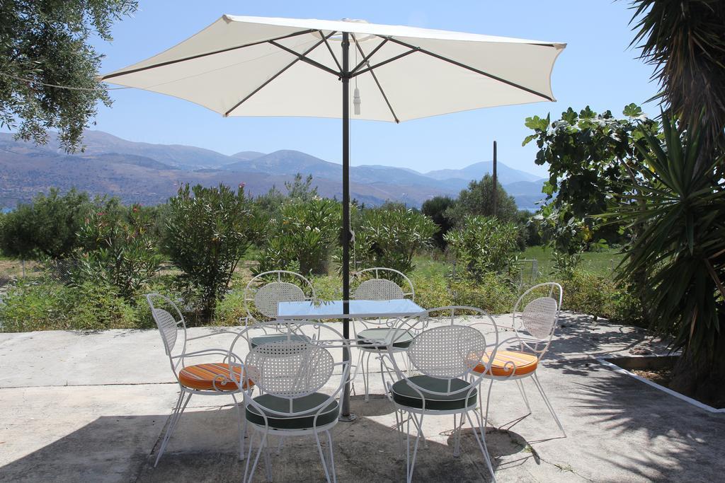 Apartamento Circe Pansion Lixouri Exterior foto