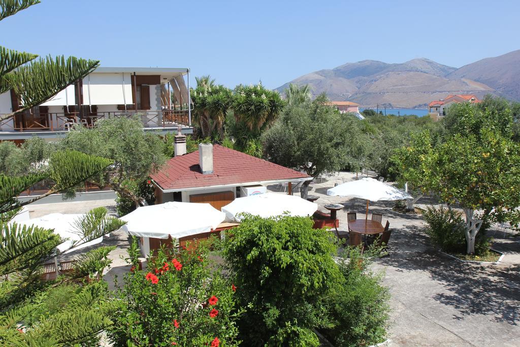Apartamento Circe Pansion Lixouri Exterior foto
