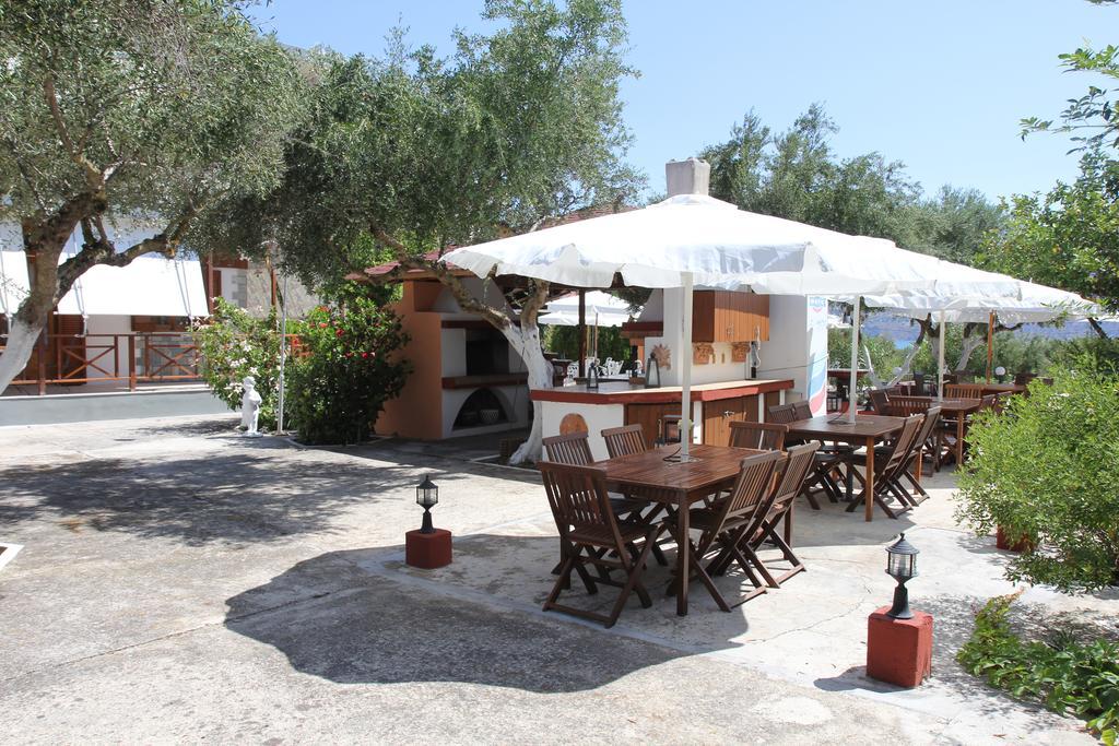 Apartamento Circe Pansion Lixouri Exterior foto