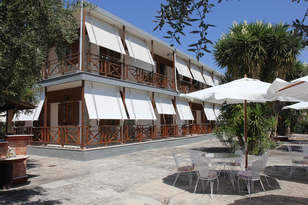 Apartamento Circe Pansion Lixouri Exterior foto